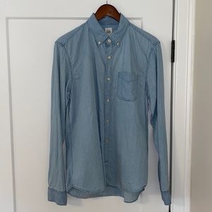 GAP button down
